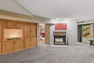 2488 Hillwood Dr E, Maplewood, MN 55119 - Photo 78