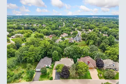 2488 Hillwood Drive E, Maplewood, MN 55119 - Photo 8