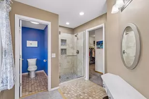 2488 Hillwood Dr E, Maplewood, MN 55119 - Photo 68