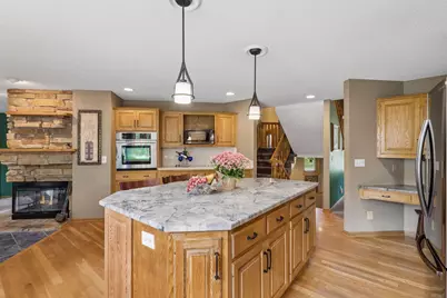 2488 Hillwood Drive E, Maplewood, MN 55119 - Photo 28
