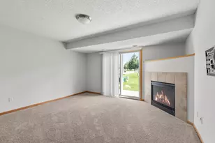 4244 Jarmann Ln, Shakopee, MN 55379 - Photo 18