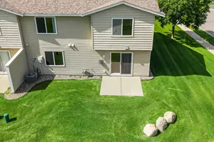 4244 Jarmann Ln, Shakopee, MN 55379 - Photo 36