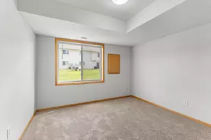 4244 Jarmann Ln, Shakopee, MN 55379 - Photo 20