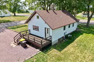 200 2nd St N, Darfur, MN 56022 - Photo 6
