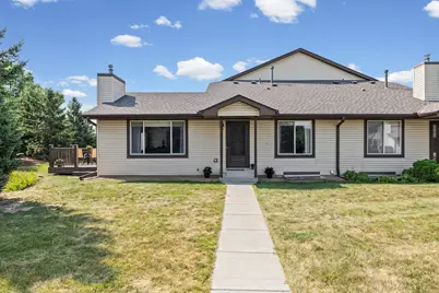 6775 Gretchen Lane N, Oakdale, MN 55128 - Photo 2