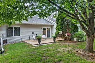 2408 Viola Heights Dr NE, Rochester, MN 55906 - Photo 36
