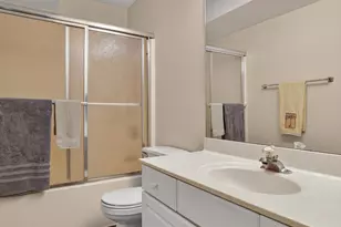 2408 Viola Heights Dr NE, Rochester, MN 55906 - Photo 14
