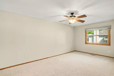 719 Evergreen Court, Burnsville, MN 55337 - Photo 14