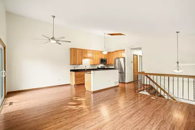 719 Evergreen Court, Burnsville, MN 55337 - Photo 4