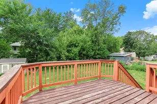 525 Lakewood Dr S, Maplewood, MN 55119 - Photo 42