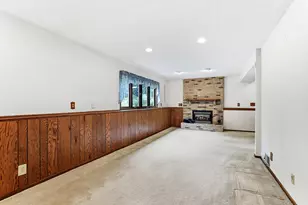 525 Lakewood Dr S, Maplewood, MN 55119 - Photo 28