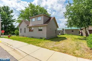 49 Gordon St, Soudan, MN 55782 - Photo 4