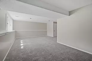 9401 Briar Rd, Bloomington, MN 55437 - Photo 28