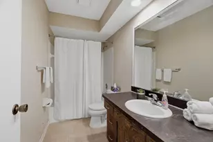9401 Briar Rd, Bloomington, MN 55437 - Photo 22