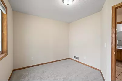 3900 51st Avenue N, Brooklyn Center, MN 55429 - Photo 16
