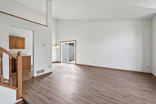 14799 Endicott Way, Apple Valley, MN 55124 - Photo 6