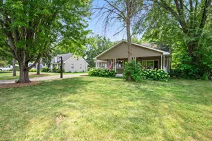 2106 Blomquist Ave, White Bear Lake, MN 55110 - Photo 70