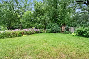 2106 Blomquist Ave, White Bear Lake, MN 55110 - Photo 52