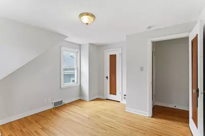 1873 Hawthorne Avenue E, Saint Paul, MN 55119 - Photo 18