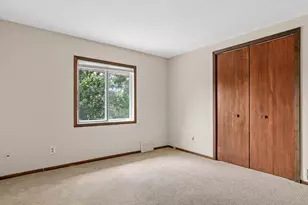 8757 75th St S, Cottage Grove, MN 55016 - Photo 14