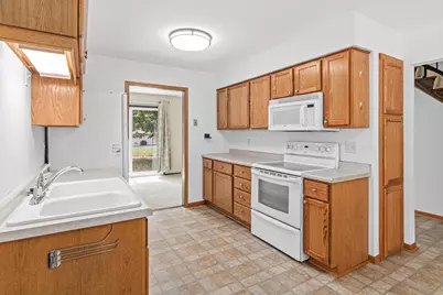 8757 75th Street S, Cottage Grove, MN 55016 - Photo 8