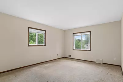 8757 75th Street S, Cottage Grove, MN 55016 - Photo 12