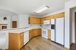 8554 Telford Ln N, Brooklyn Park, MN 55443 - Photo 16