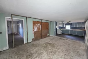 47099 Center Street W, East Grand Forks, MN 56721 - Photo 6