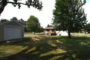 113 Quehl Ave S, Lakeland, MN 55043 - Photo 16