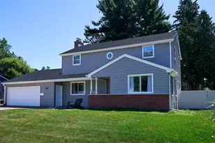 1209 Pine St W, Stillwater, MN 55082 - Photo 1
