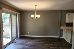 4444 Woodgate Ct, Eagan, MN 55122 - Photo 8