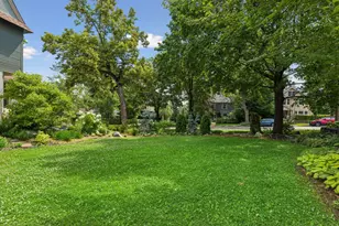 1818 Kenwood Pkwy, Minneapolis, MN 55405 - Photo 56
