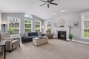 17437 Hazel Ct, Lakeville, MN 55044 - Photo 6