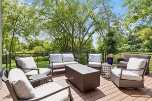 324 Hampton St, Wayzata, MN 55391 - Photo 2