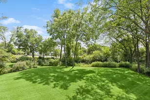 324 Hampton St, Wayzata, MN 55391 - Photo 4