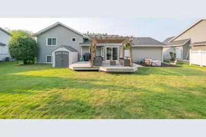7685 Upper 45th Street N, Oakdale, MN 55128 - Photo 28