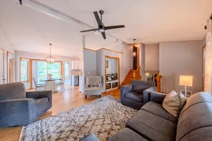 7685 Upper 45th St N, Oakdale, MN 55128 - Photo 6