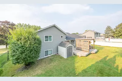 7685 Upper 45th Street N, Oakdale, MN 55128 - Photo 32