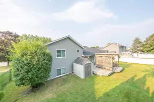 7685 Upper 45th St N, Oakdale, MN 55128 - Photo 32