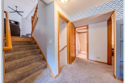 7685 Upper 45th Street N, Oakdale, MN 55128 - Photo 14