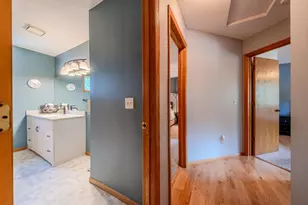 7685 Upper 45th St N, Oakdale, MN 55128 - Photo 12
