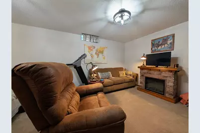 1216 Oak Drive, Montevideo, MN 56265 - Photo 26