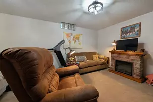 1216 Oak Dr, Montevideo, MN 56265 - Photo 26