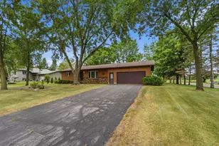 1333 Cypress Rd, Saint Cloud, MN 56303 - Photo 2