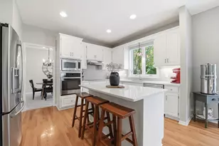 3578 Commonwealth Rd, Woodbury, MN 55125 - Photo 8