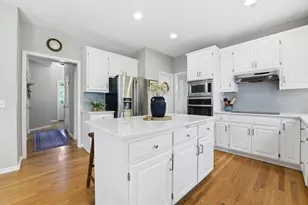 3578 Commonwealth Rd, Woodbury, MN 55125 - Photo 10