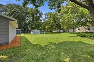 612 Lynn Rd SW, Hutchinson, MN 55350 - Photo 22
