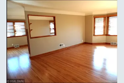 2208 Wentworth Avenue, South Saint Paul, MN 55075 - Photo 4