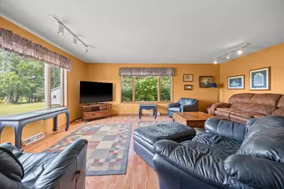1450 Jefferson Street SE, Hutchinson, MN 55350 - Photo 8