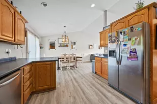 407 N 9th St, Goodhue, MN 55027 - Photo 20